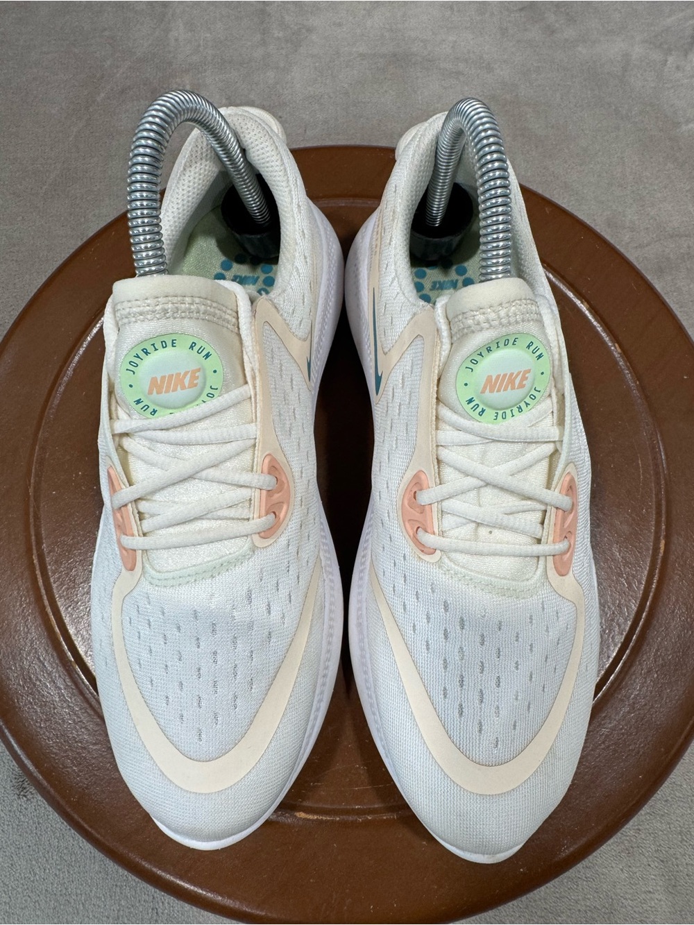 Nike Women's Joyride Dual Run Sneakers - Picture 7 of 12